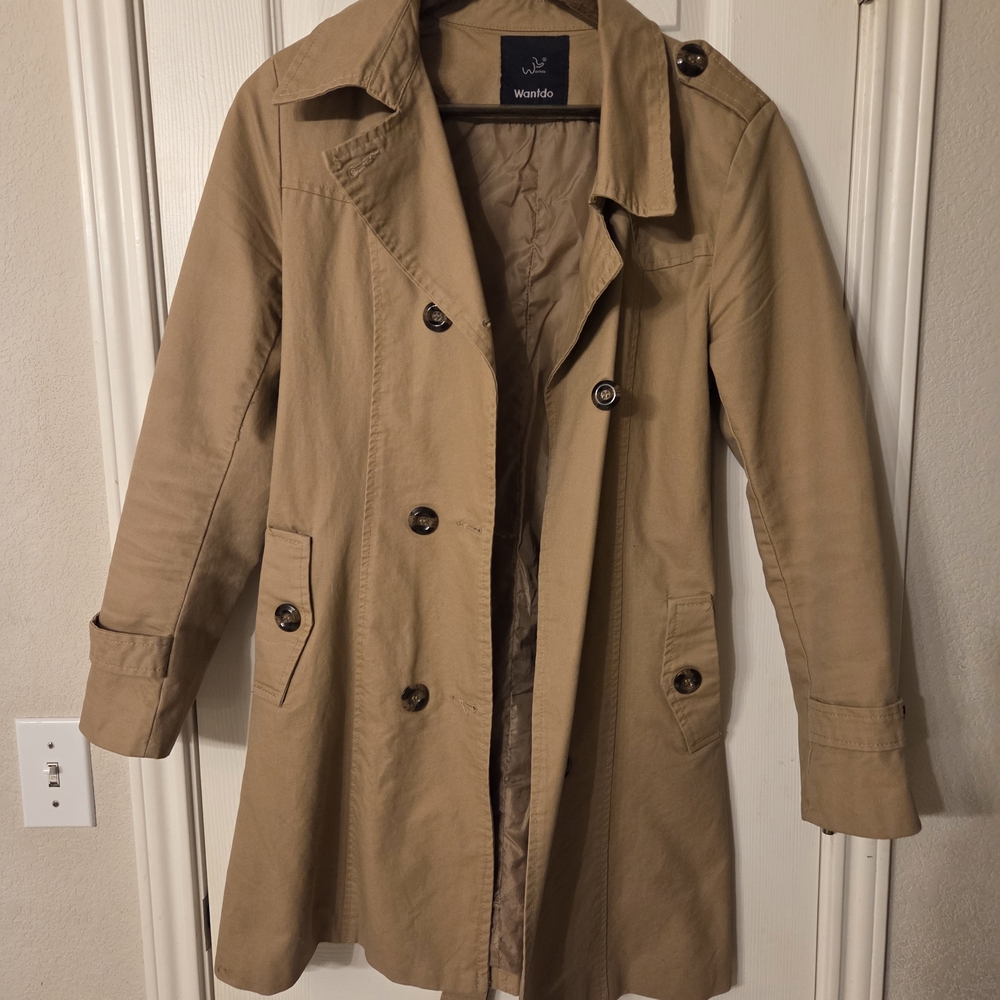 Women's Tan Trench Coat
